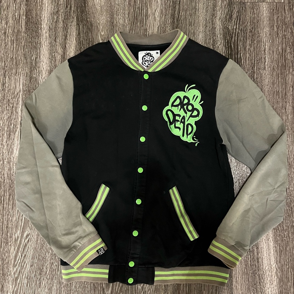 Drop dead varsity Jacket kitty brains.